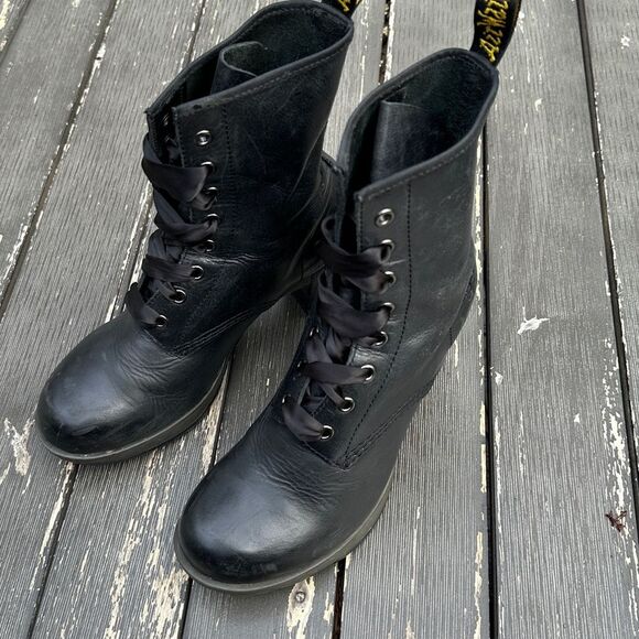 SOLD - Dr. Doc Marten’s Darcie Black High Heel Boots Womens 39 Size 8 - Picture 7 of 11